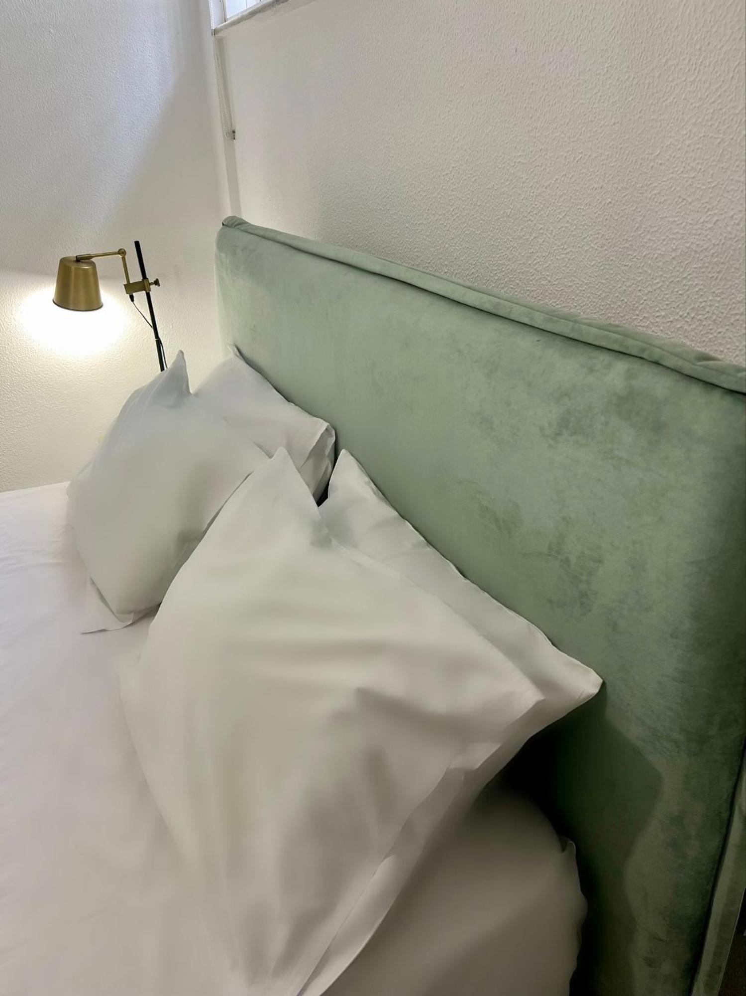 New At Athenian Riviera * Athen